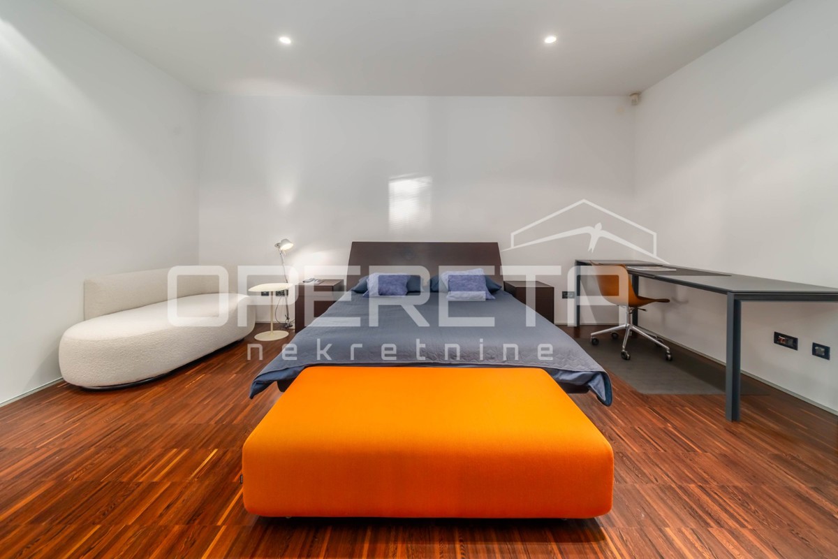 Prodaja, Ured, Centar, Centar, 602m2