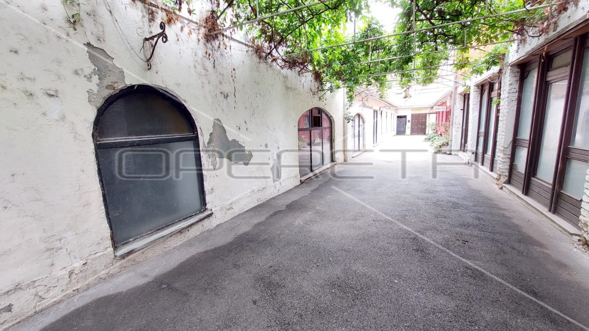 Prodaja, Ulični lokal, Centar, Ilica kod Cvjetnog trga, 316m2