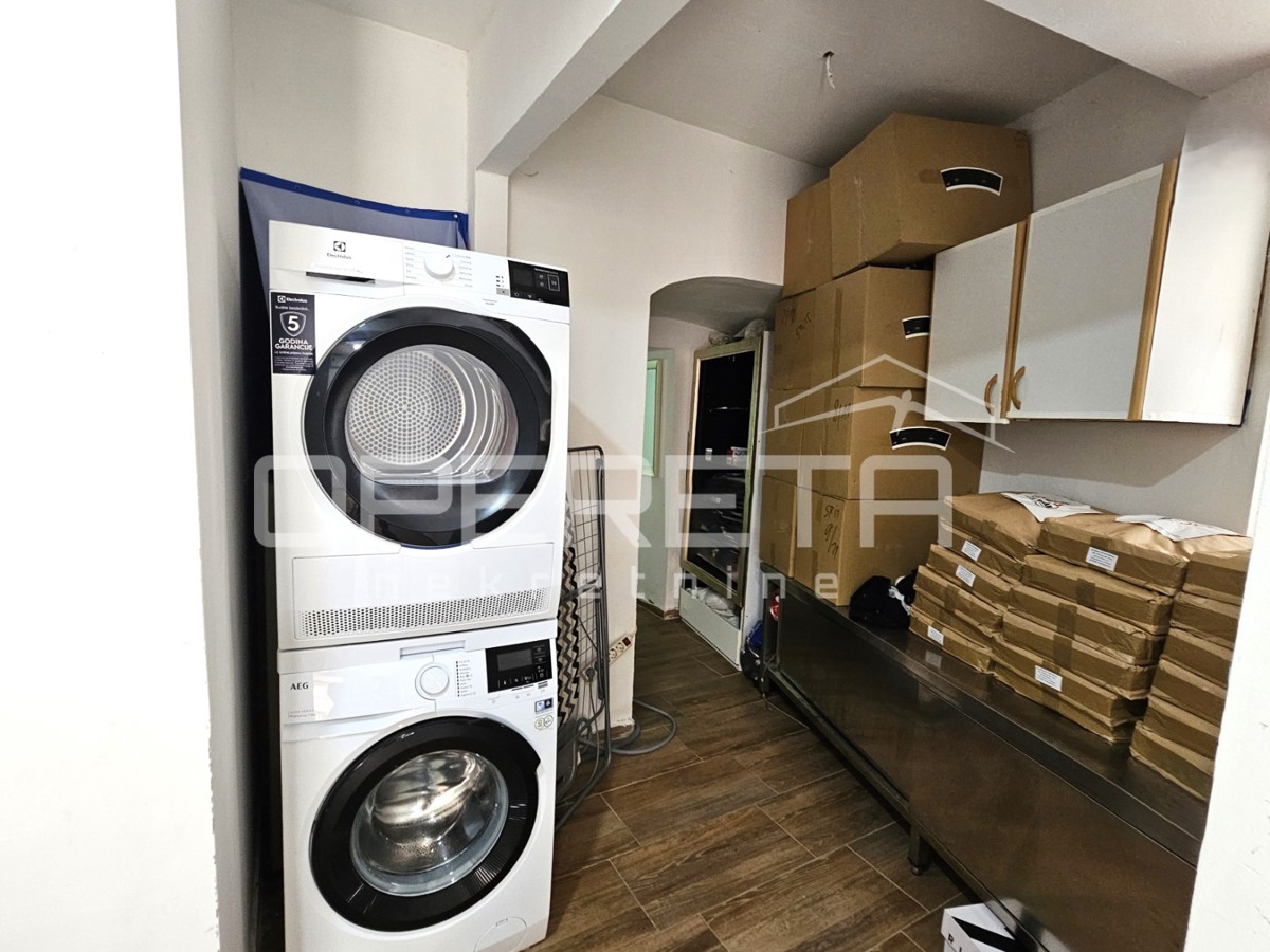 Vela Varoš, center Splita – Poslovni prostor s turističnim potencialom