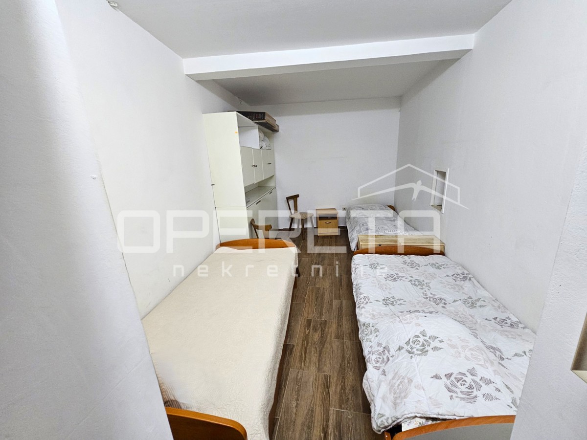 Vela Varoš, center Splita – Poslovni prostor s turističnim potencialom