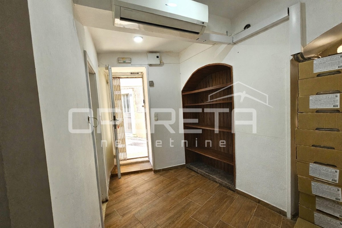 Vela Varoš, center Splita – Poslovni prostor s turističnim potencialom