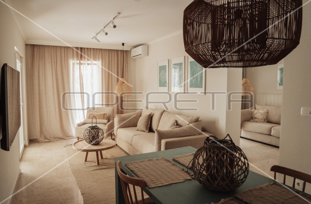 KUKLJICA, OTOK UGLJAN (BLIZU ZADRA), na novo prenovljeni apartmaji