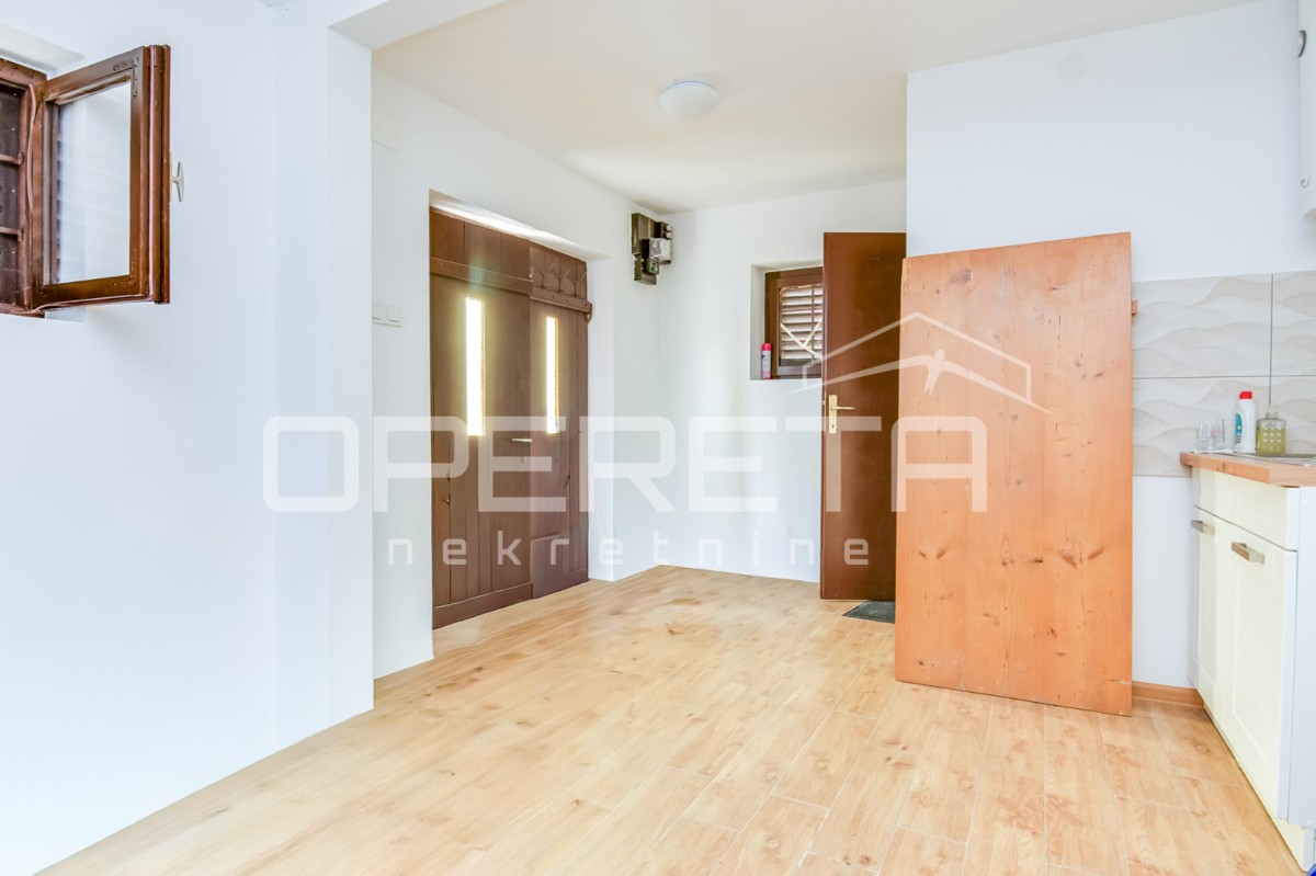 Prodaja, Hiša, Poljanica Bistrička, Poljanica Bistrička, Samostojeća, 50m2