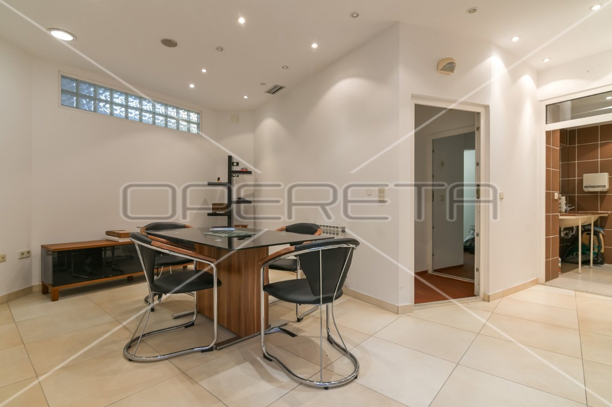 Prodaja, Ured, Centar, Hercegovačka ulica , 122m2