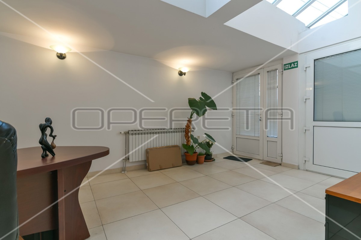 Prodaja, Ured, Centar, Hercegovačka ulica , 122m2