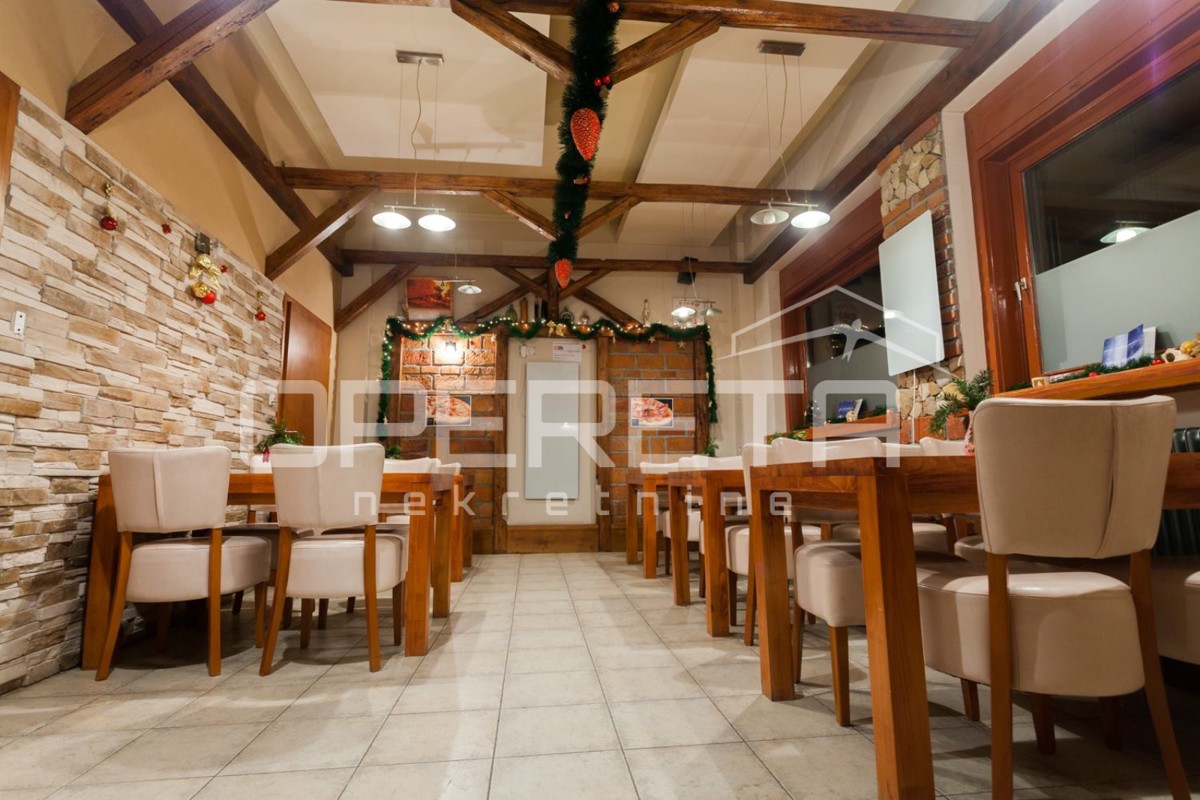 Prodaja, Poslovna zgrada, Mursko Središće, Trg bana Josipa Jelačića, Mursko Središće, 1538m2