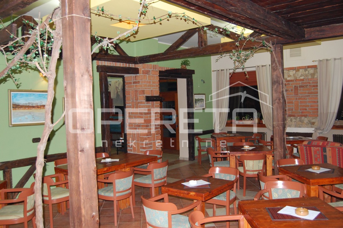 Prodaja, Poslovna zgrada, Mursko Središće, Trg bana Josipa Jelačića, Mursko Središće, 1538m2