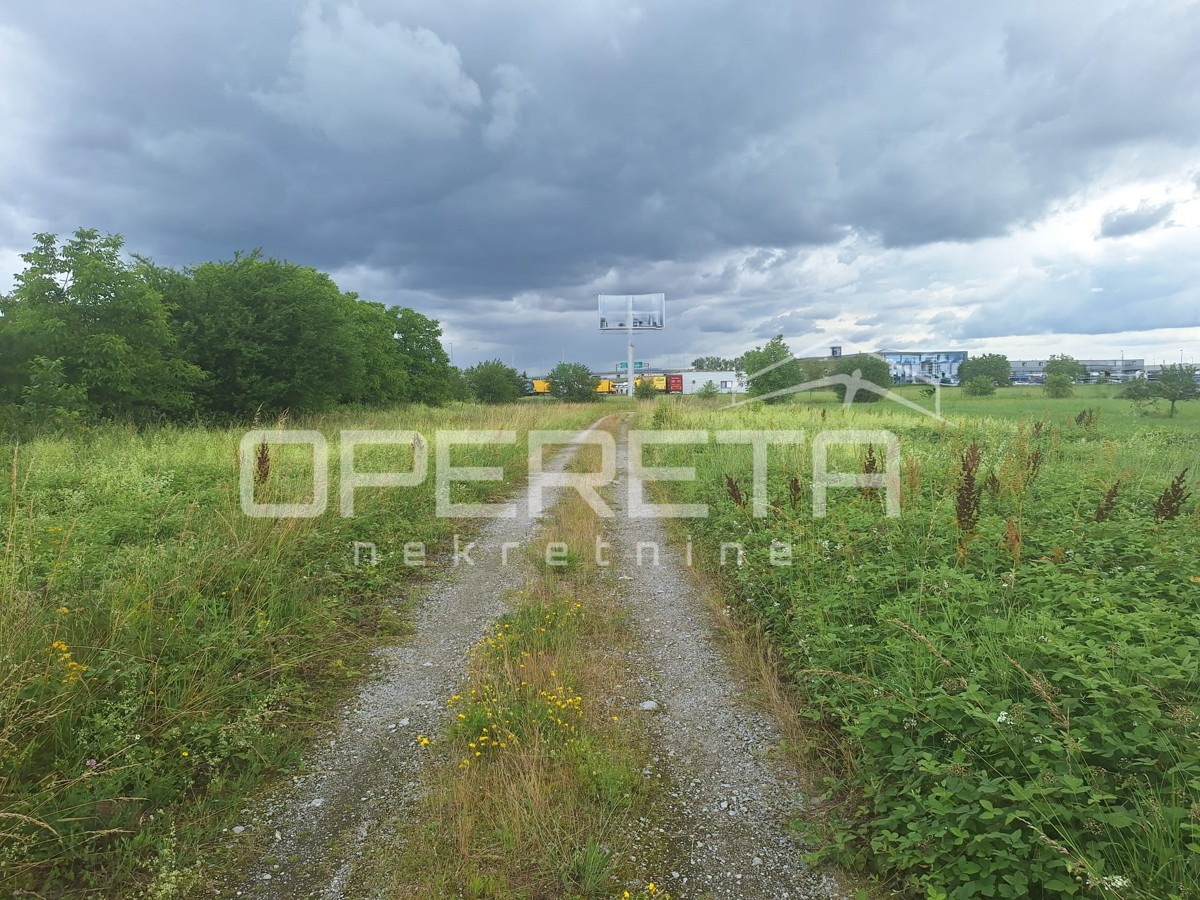 Prodaja, Poslovna zgrada, Demerje, Travarsko, 760m2