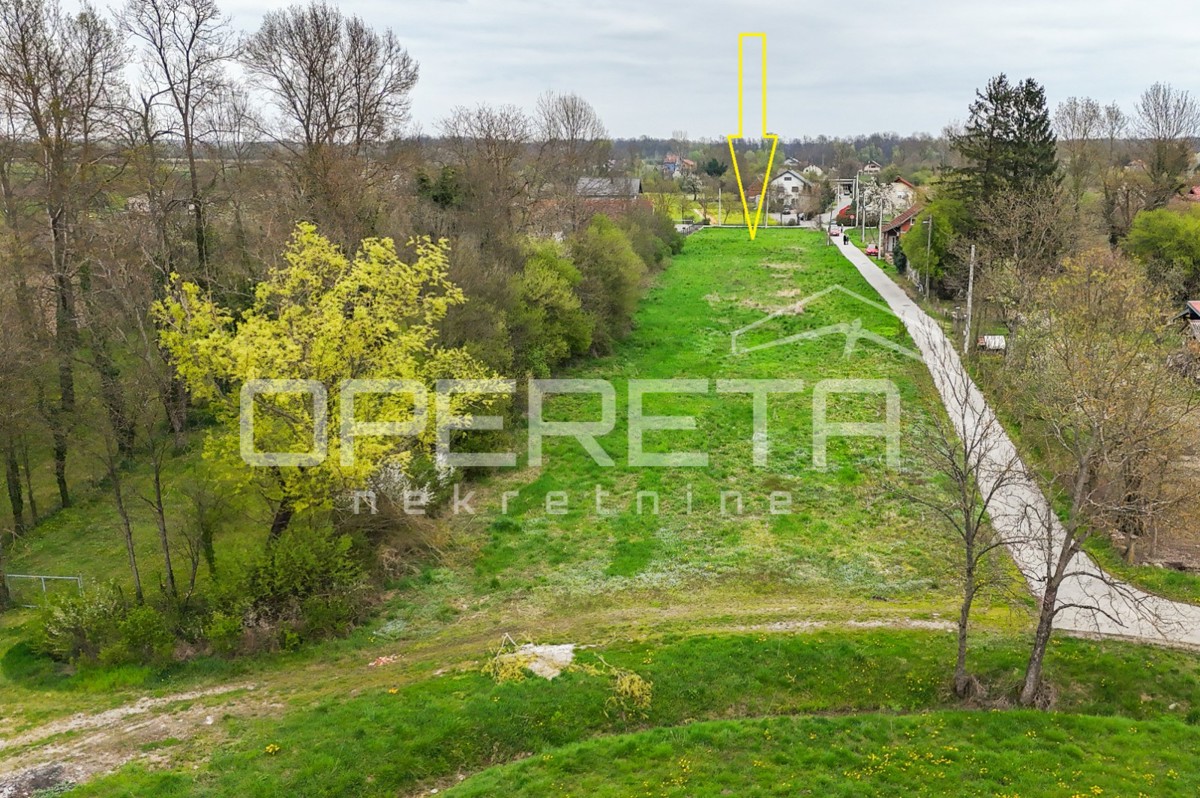 Matije Gupca , Črnec Rugvički, 607,00 m2, 85.000,00 EUR