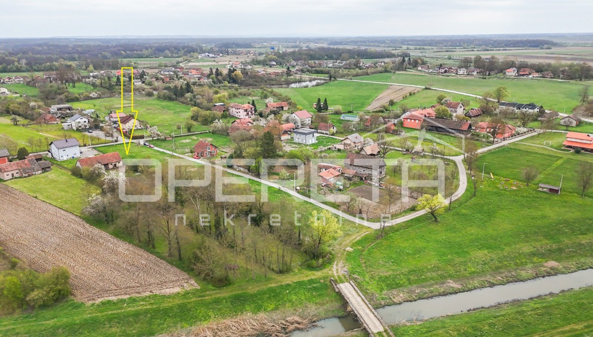 Matije Gupca , Črnec Rugvički, 607,00 m2, 85.000,00 EUR