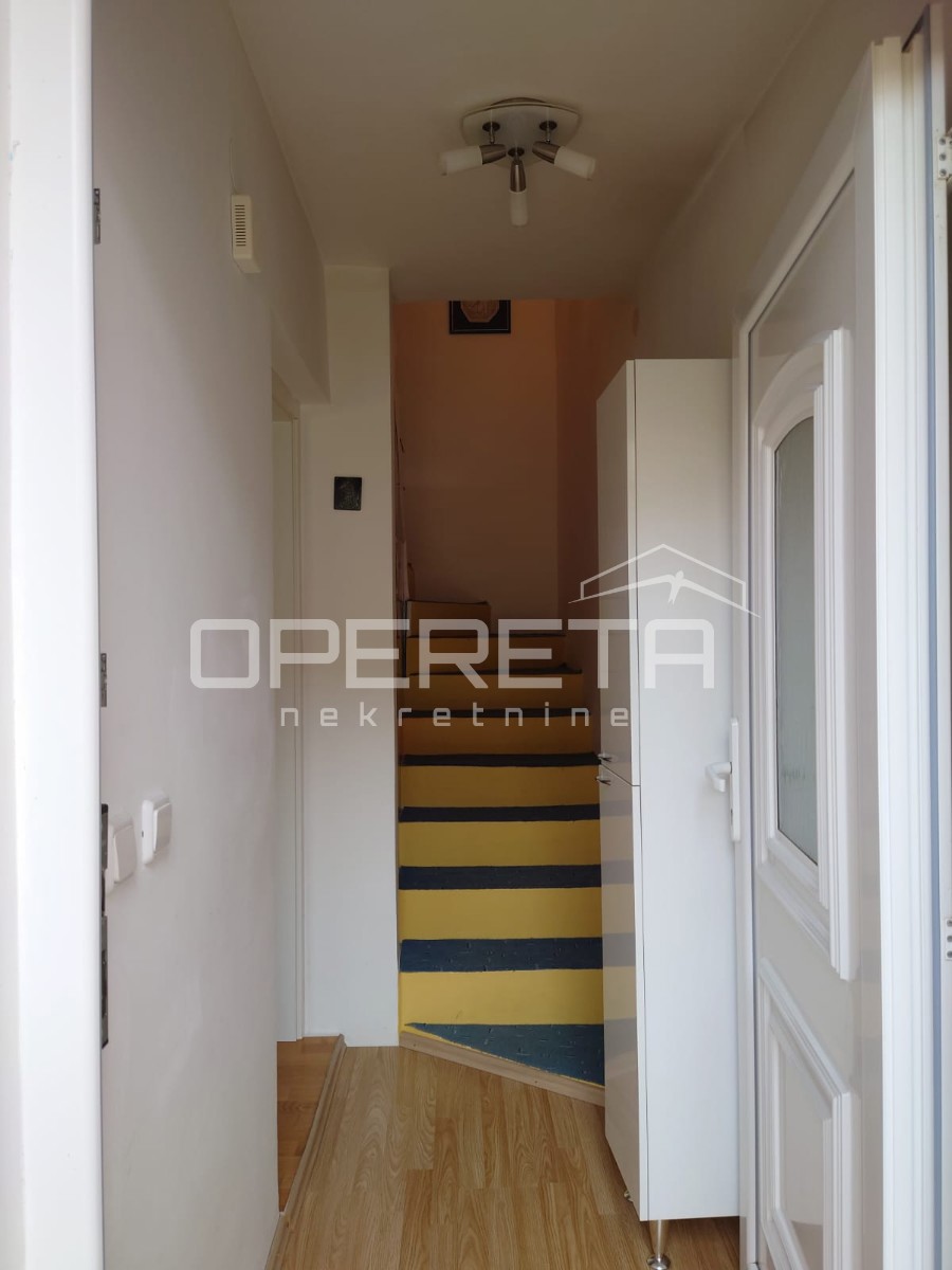 Prodaja, Hiša, Vrapče, Vrapčanska ulica, Samostojeća, 250m2