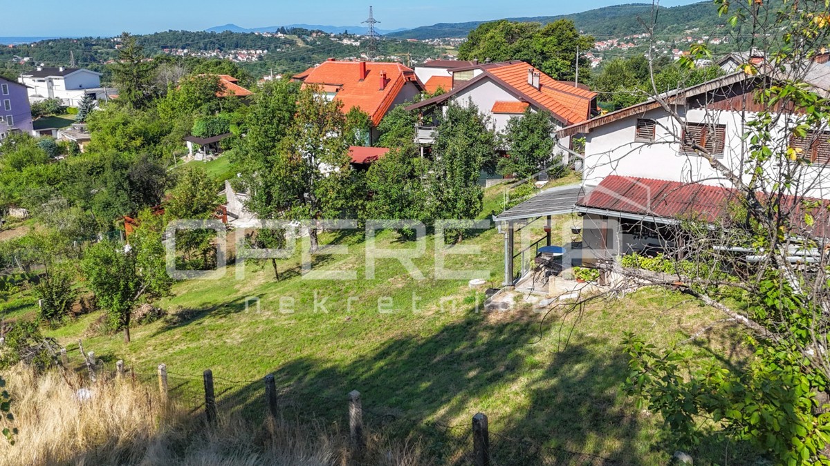 PRODAJA, REMETE, REMETSKI KAMENJAK, 2 SAMOSTOJEČE HIŠE NA PARCELI OD 1440m2.