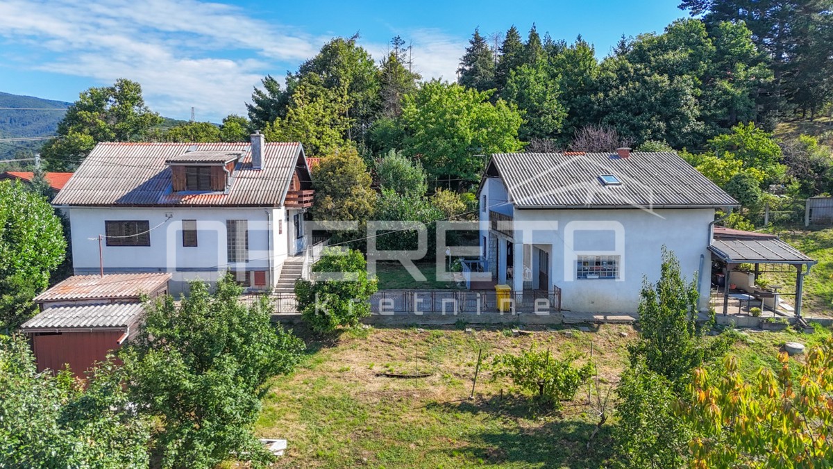 PRODAJA, REMETE, REMETSKI KAMENJAK, 2 SAMOSTOJEČE HIŠE NA PARCELI OD 1440m2.
