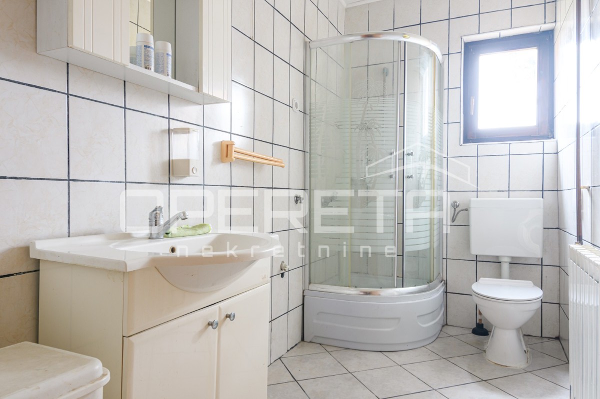 Prodaja, Hiša, Ježdovec, Ježdovec, Samostojeća, 271m2