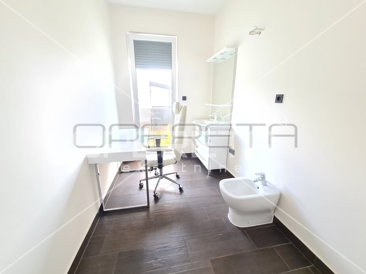 Prodaja, Hiša, Blato, Jurja Njavre, Dvojni objekt, 323m2