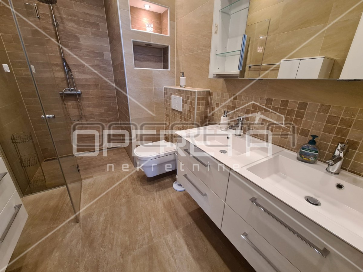 Prodaja, Hiša, Blato, Jurja Njavre, Dvojni objekt, 323m2