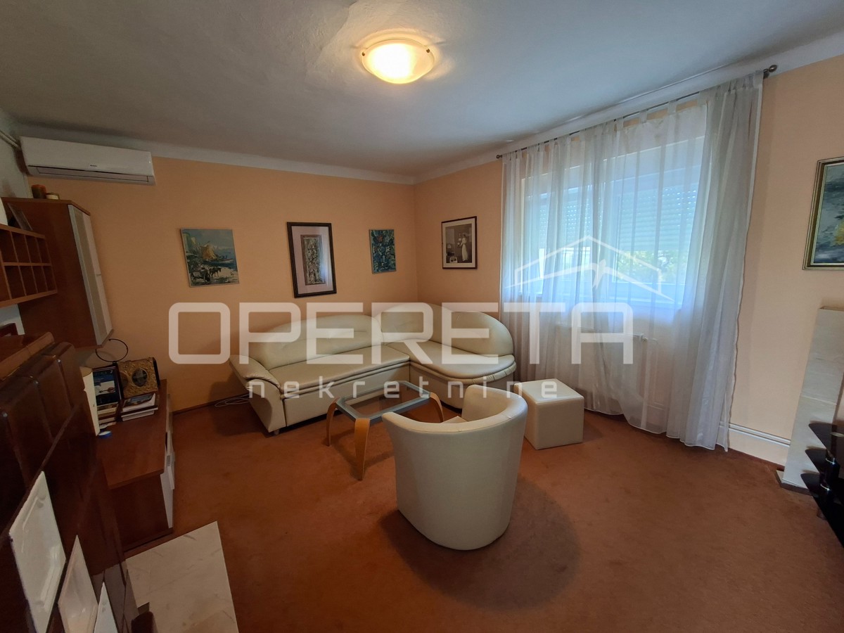 Prodaja, Hiša, Mahićno, Mahićno, Samostojeća, 90m2