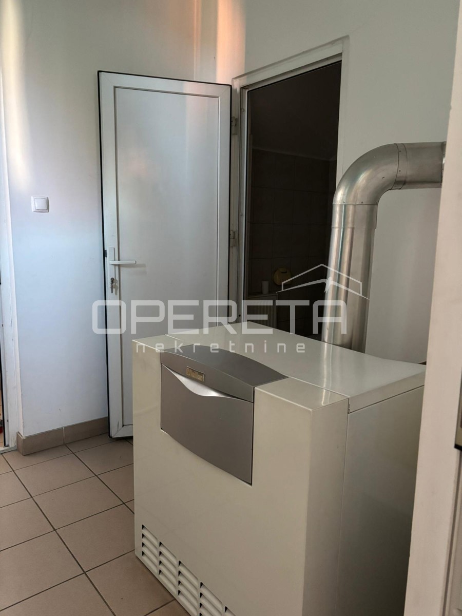 Prodaja, Poslovna zgrada, Bartolovec, Bartolovec, 568m2