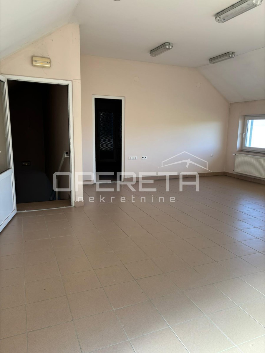 Prodaja, Poslovna zgrada, Bartolovec, Bartolovec, 568m2