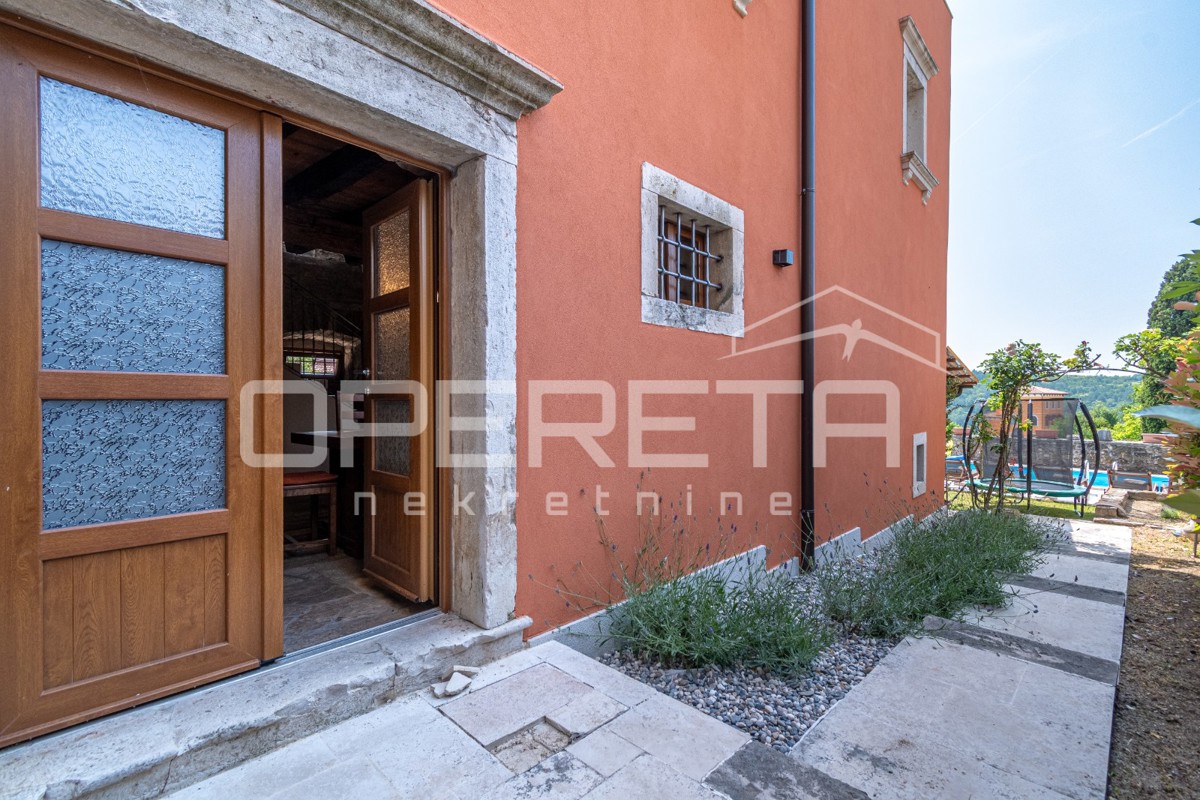 Istra, območje Buj - avtentična kamnita hiša