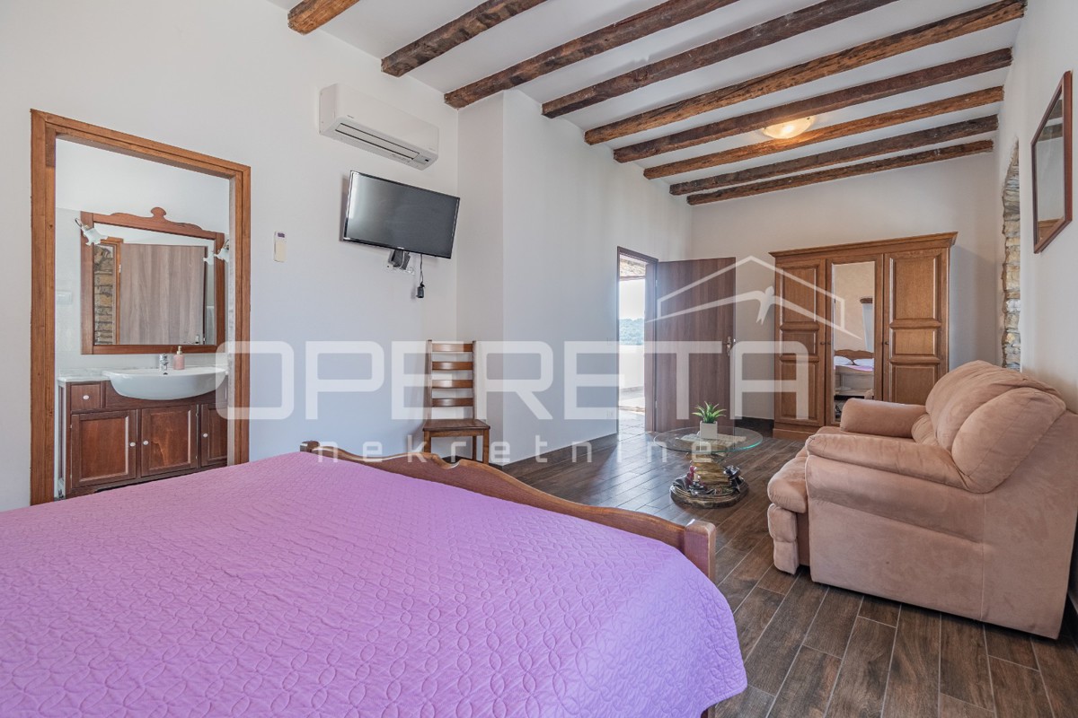 Istra, območje Buj - avtentična kamnita hiša