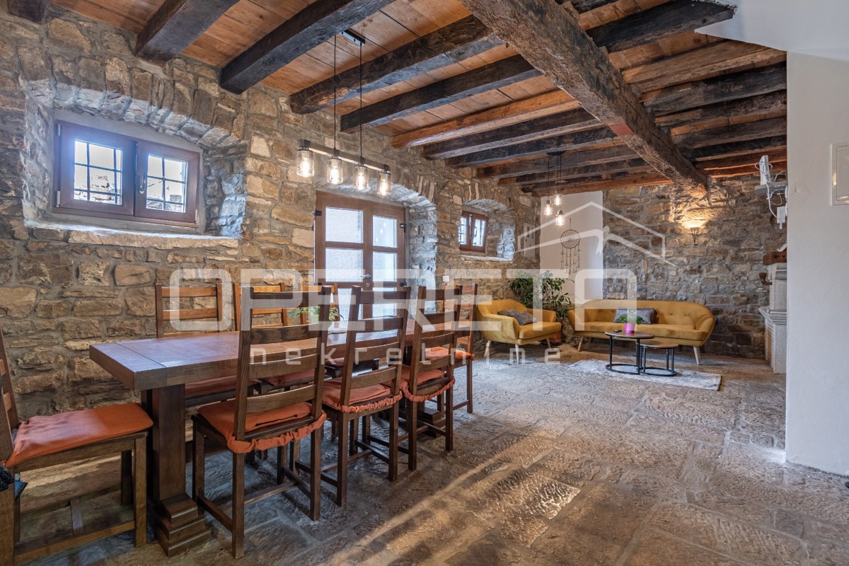 Istra, območje Buj - avtentična kamnita hiša