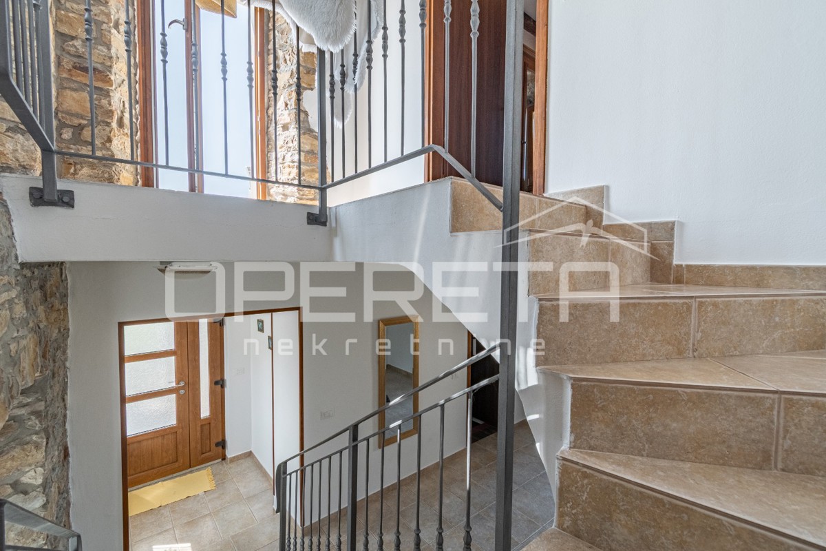 Istra, območje Buj - avtentična kamnita hiša