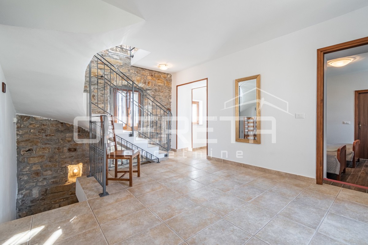 Istra, območje Buj - avtentična kamnita hiša