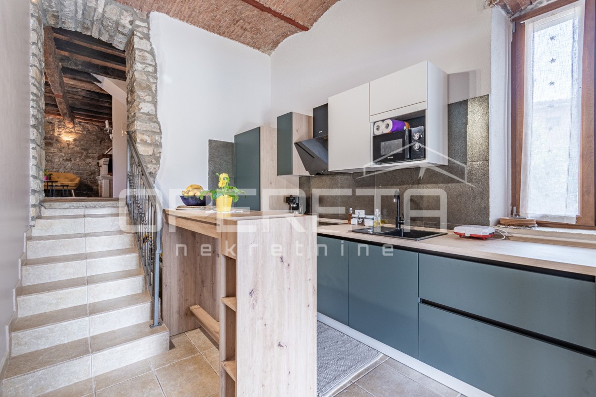 Istra, območje Buj - avtentična kamnita hiša