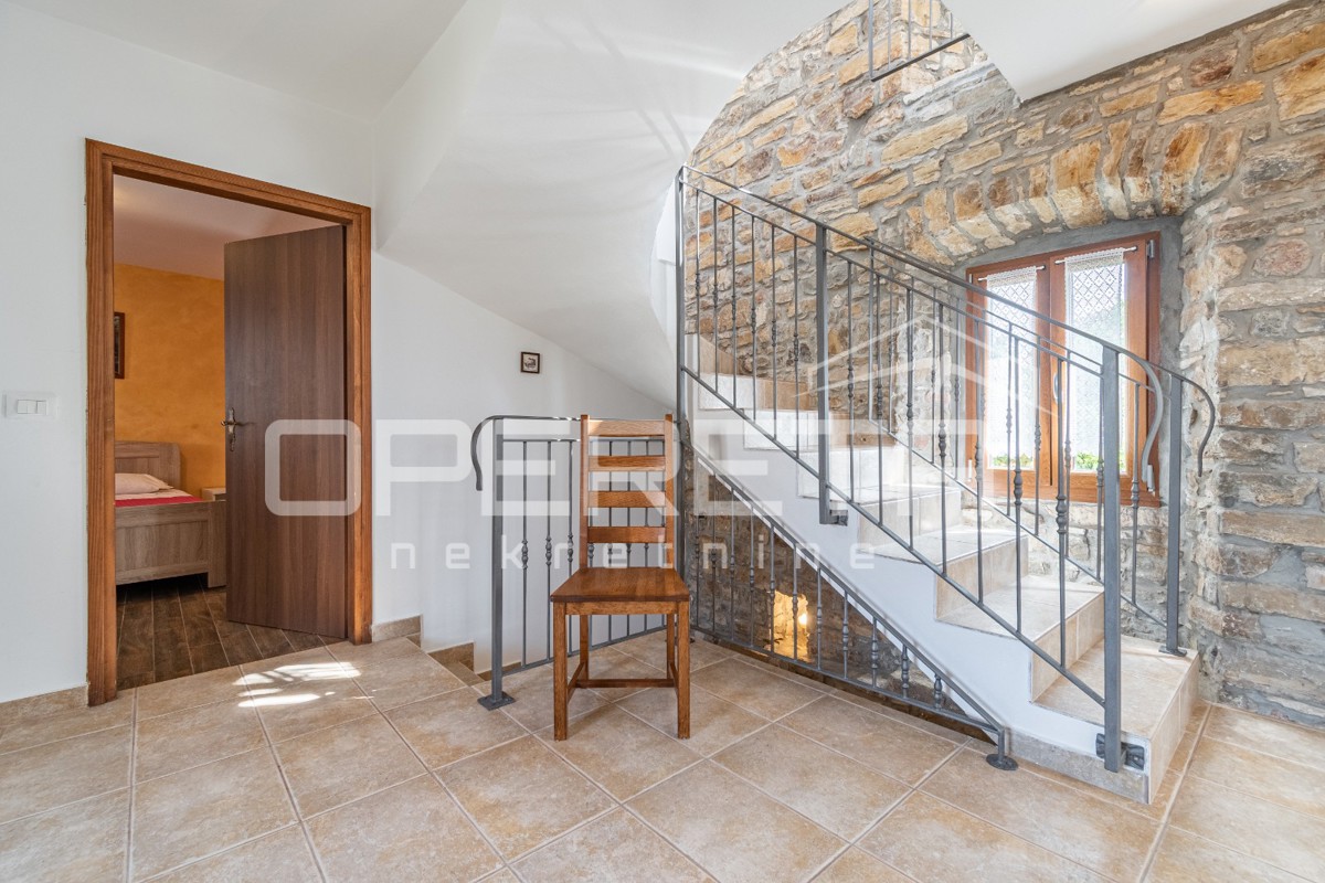 Istra, območje Buj - avtentična kamnita hiša