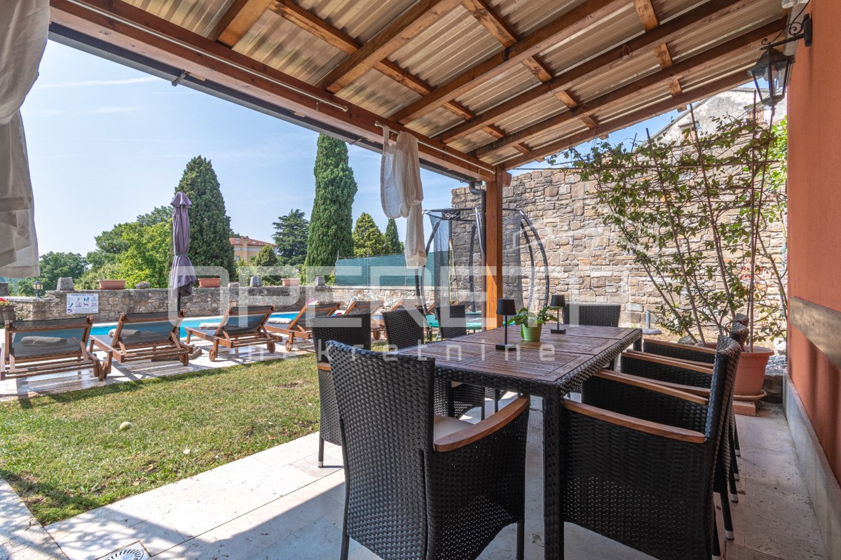 Istra, območje Buj - avtentična kamnita hiša