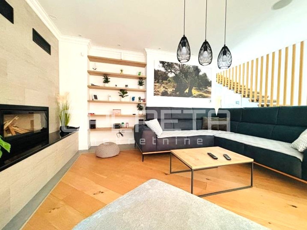 Prodaja, Hiša, Pag, Jakišnica , Samostojeća, 240m2