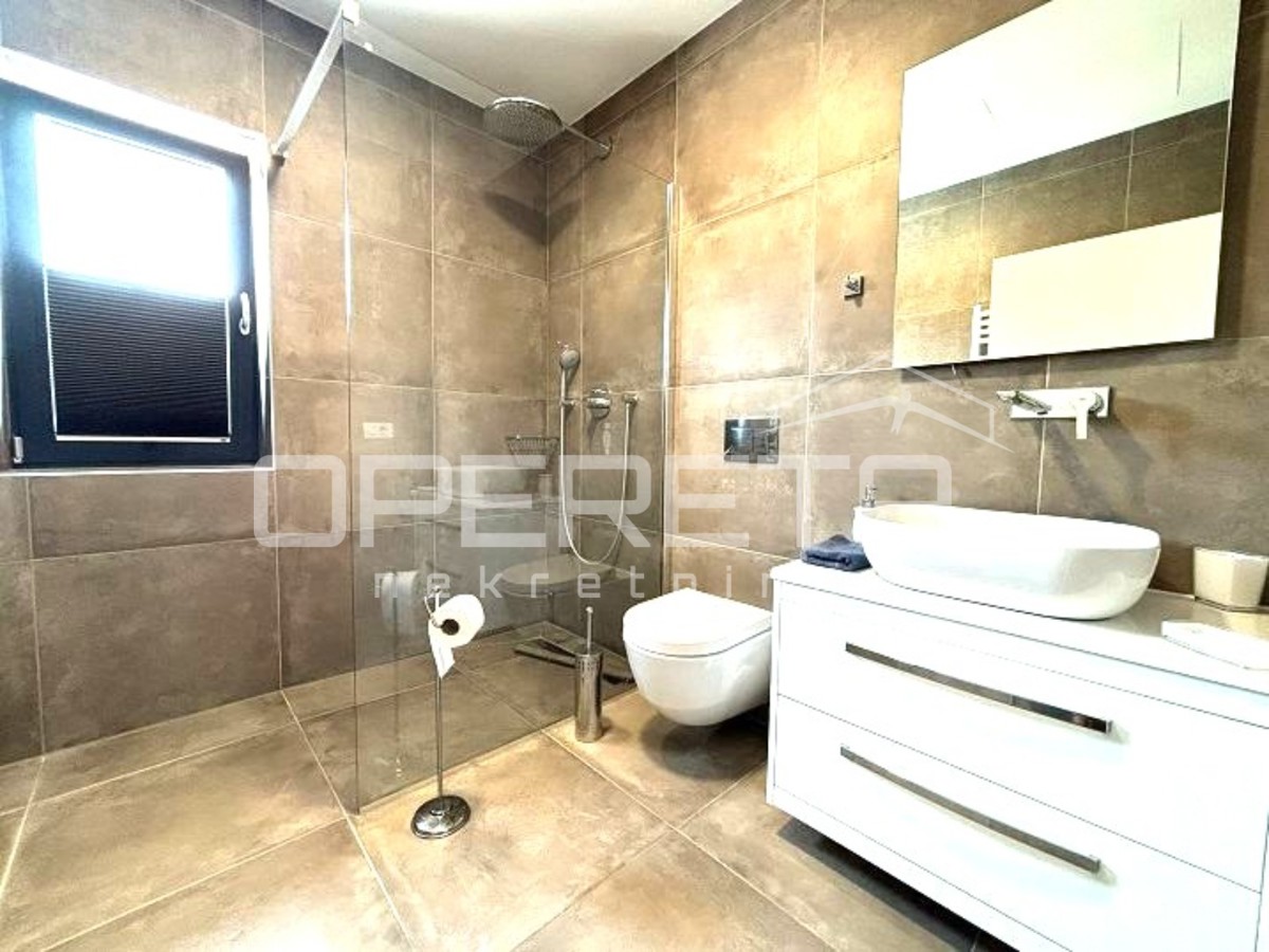 Prodaja, Hiša, Pag, Jakišnica , Samostojeća, 240m2