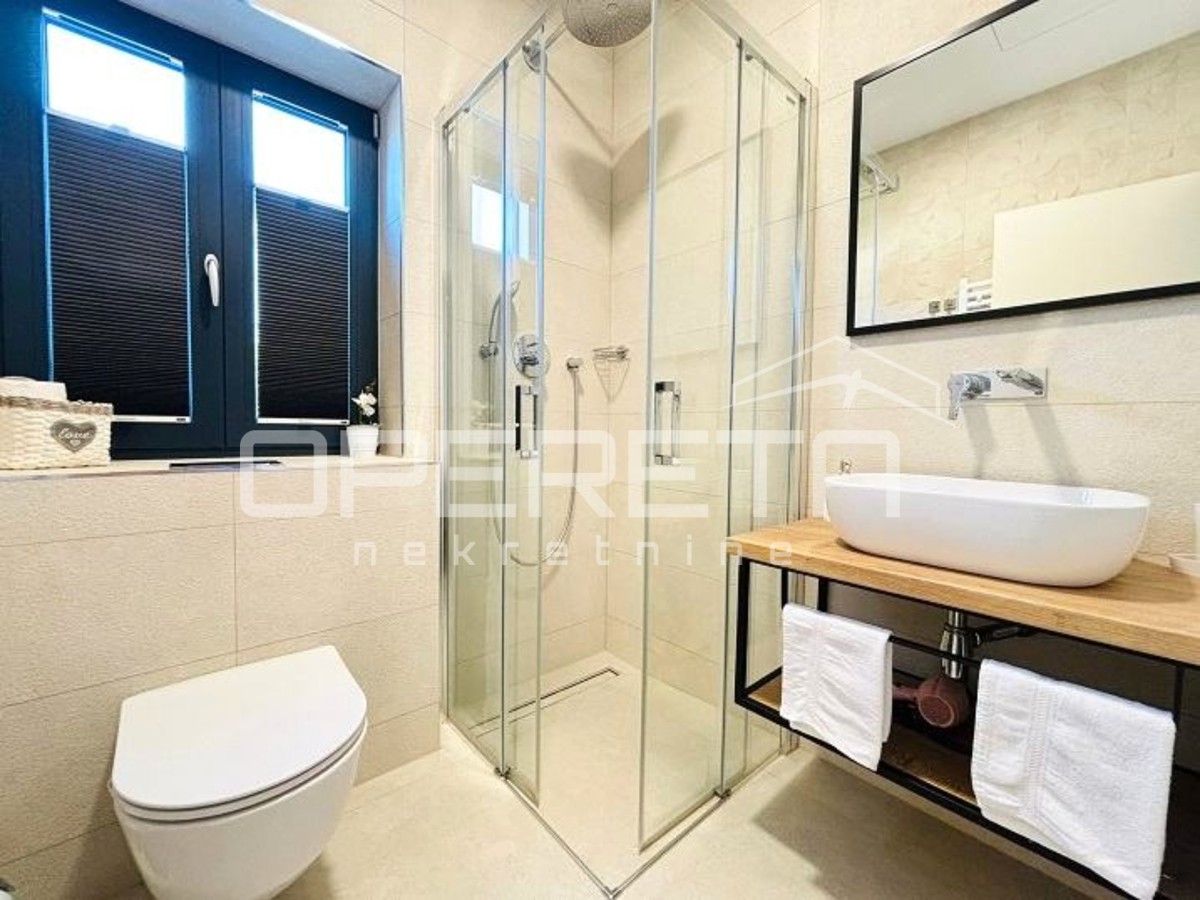 Prodaja, Hiša, Pag, Jakišnica , Samostojeća, 240m2