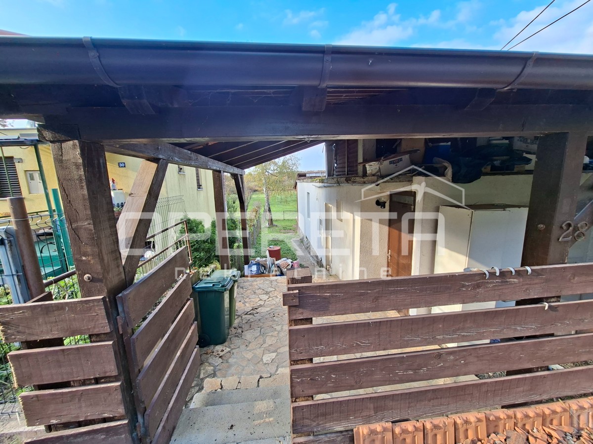 Prodaja, Hiša, Lasinja, Jamnička, Samostojeća, 57m2