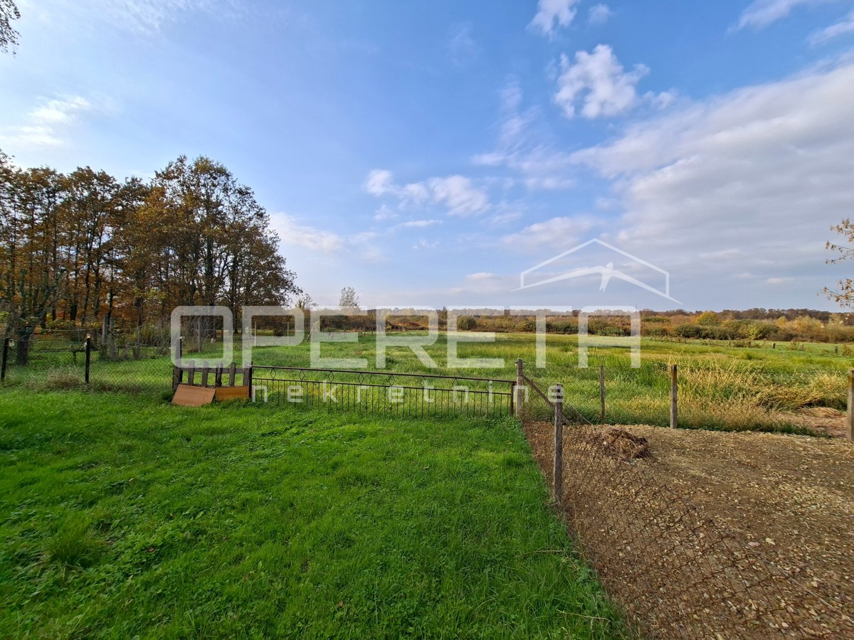 Prodaja, Hiša, Lasinja, Jamnička, Samostojeća, 57m2