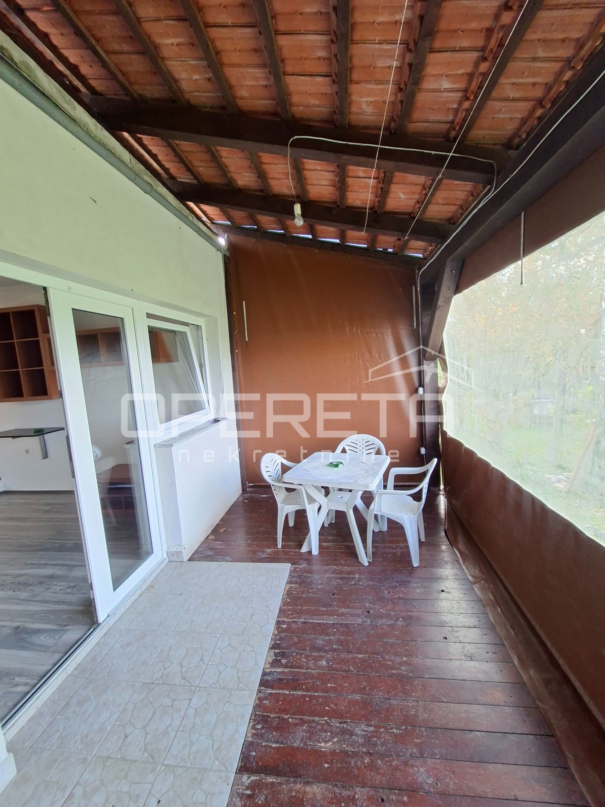 Prodaja, Hiša, Lasinja, Jamnička, Samostojeća, 57m2