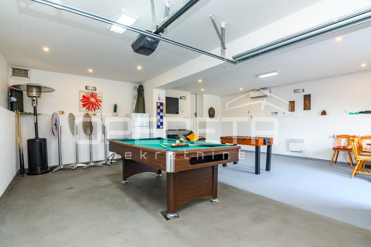 Prodaja, Hiša, Zlatar Bistrica, Veliki Komor 14d, Samostojeća, 330m2