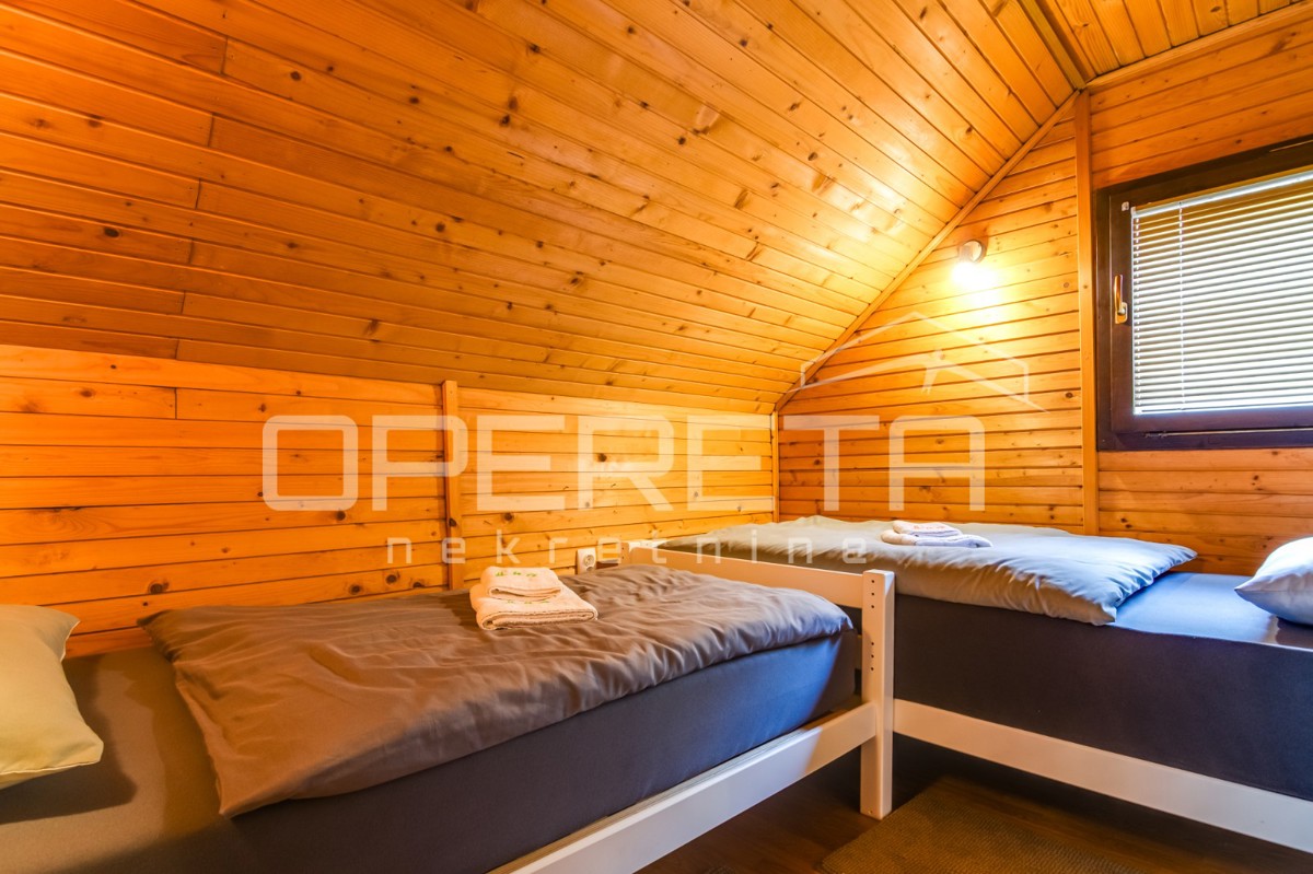 Prodaja, Hiša, Zlatar Bistrica, Veliki Komor 14d, Samostojeća, 330m2