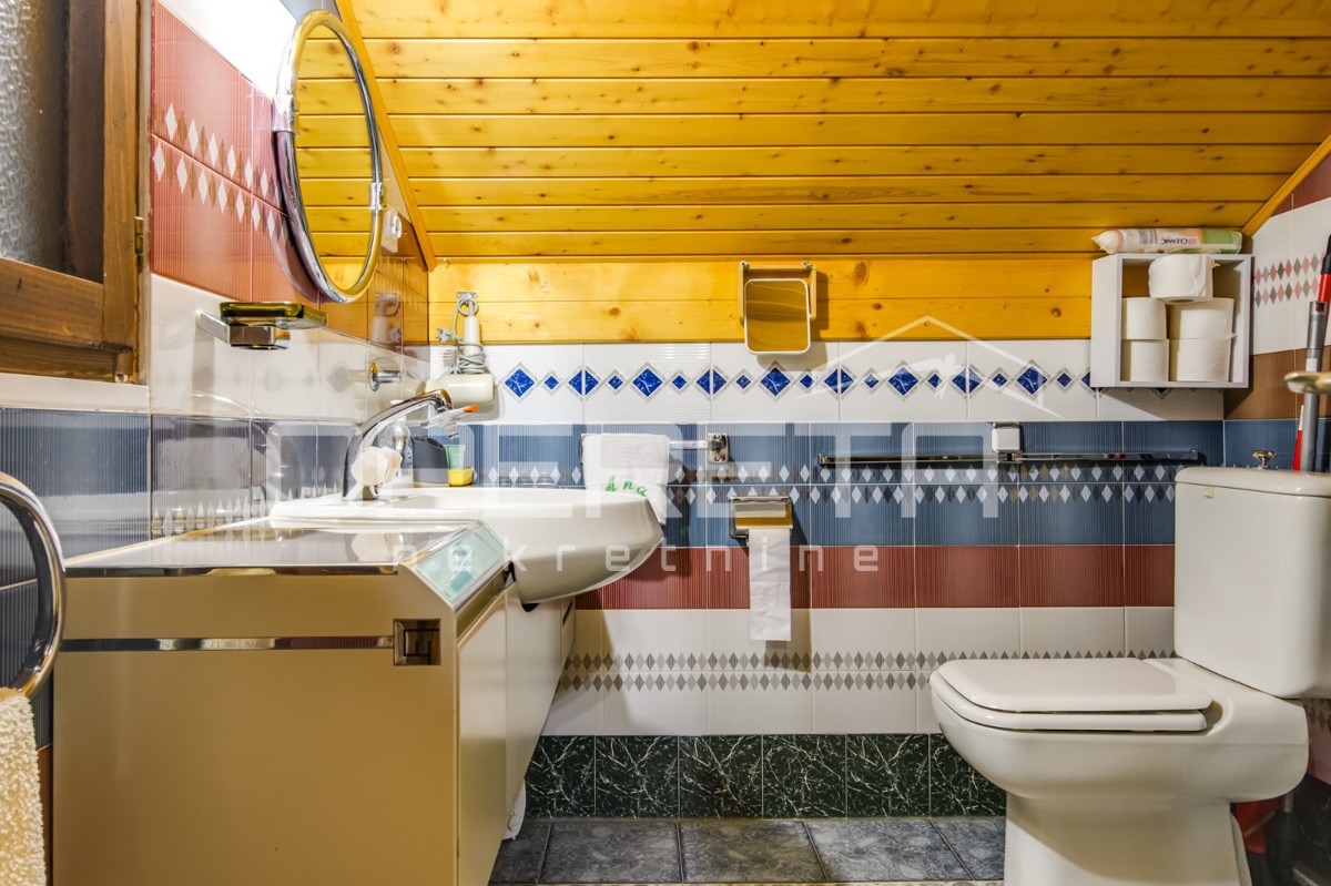 Prodaja, Hiša, Zlatar Bistrica, Veliki Komor 14d, Samostojeća, 330m2