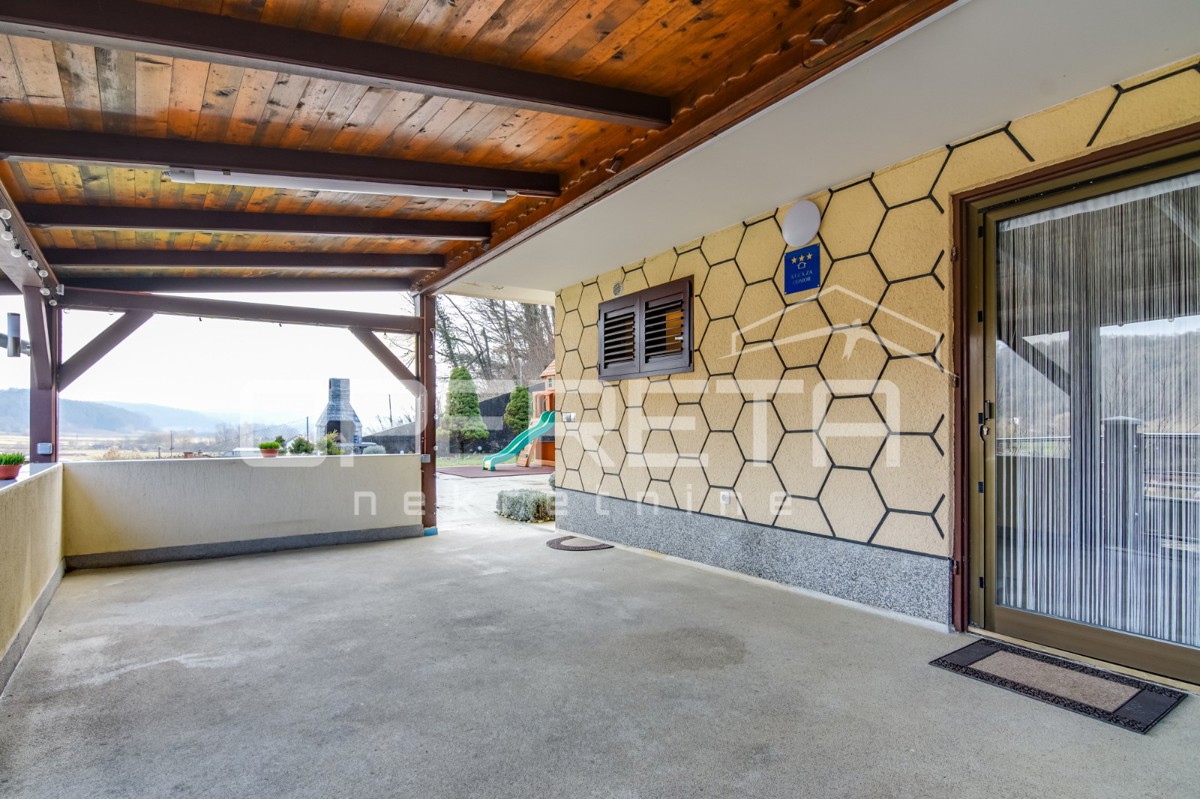 Prodaja, Hiša, Zlatar Bistrica, Veliki Komor 14d, Samostojeća, 330m2