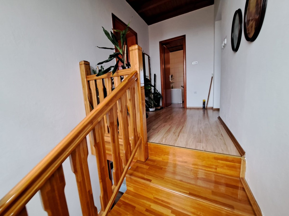 Prodaja, Hiša, Baići, Vukova Gorica, Samostojeća, 190m2