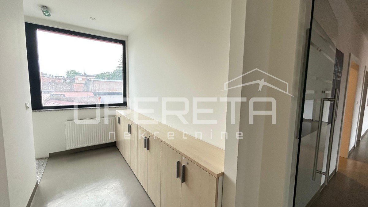 Prodaja, Ured, Slavonski Brod, Ljudevita Gaja, 229m2