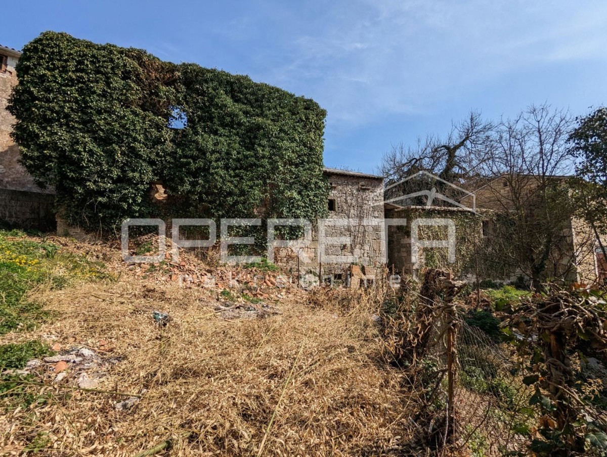 Istra, Karojba - 3 starine za adaptacijo