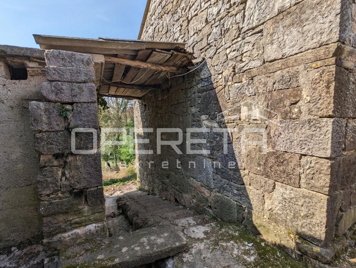 Istra, Karojba - 3 starine za adaptacijo