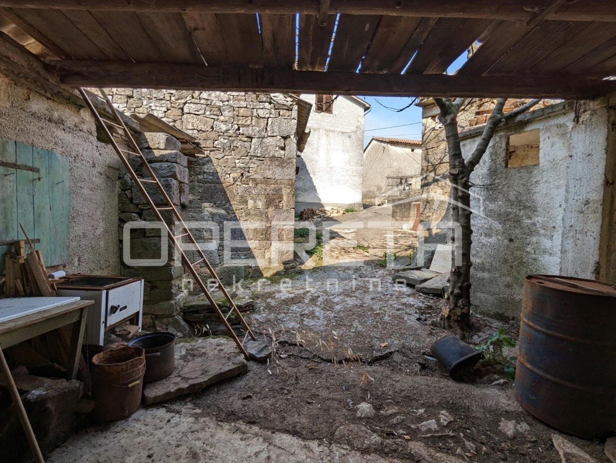 Istra, Karojba - 3 starine za adaptacijo