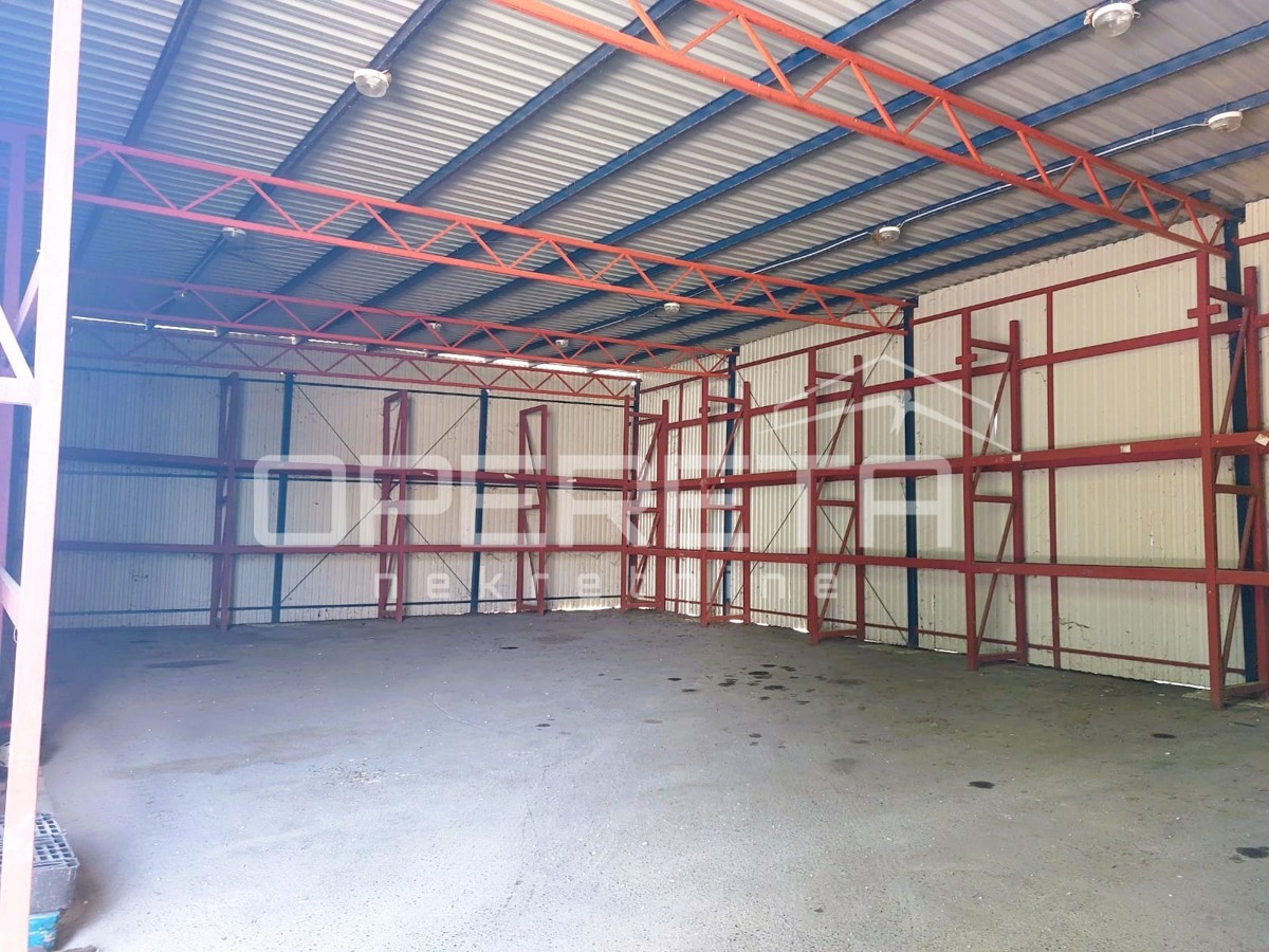 Prodaja, Poslovna zgrada, Šibice, Zagrebačka cesta, 300m2