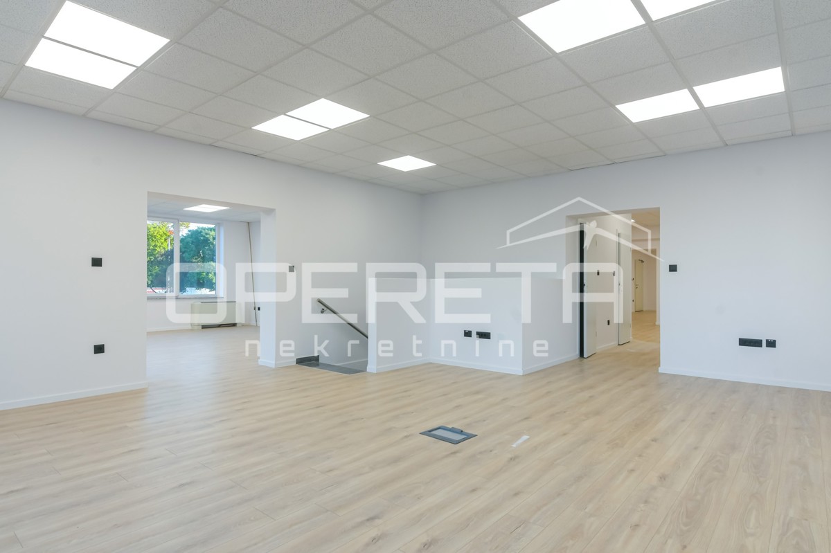 Prodaja, Ulični lokal, Knežija, Zagrebačka avenija, 341m2