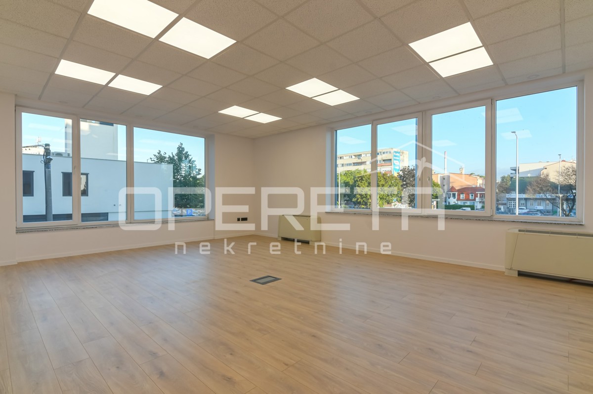 Prodaja, Ulični lokal, Knežija, Zagrebačka avenija, 341m2