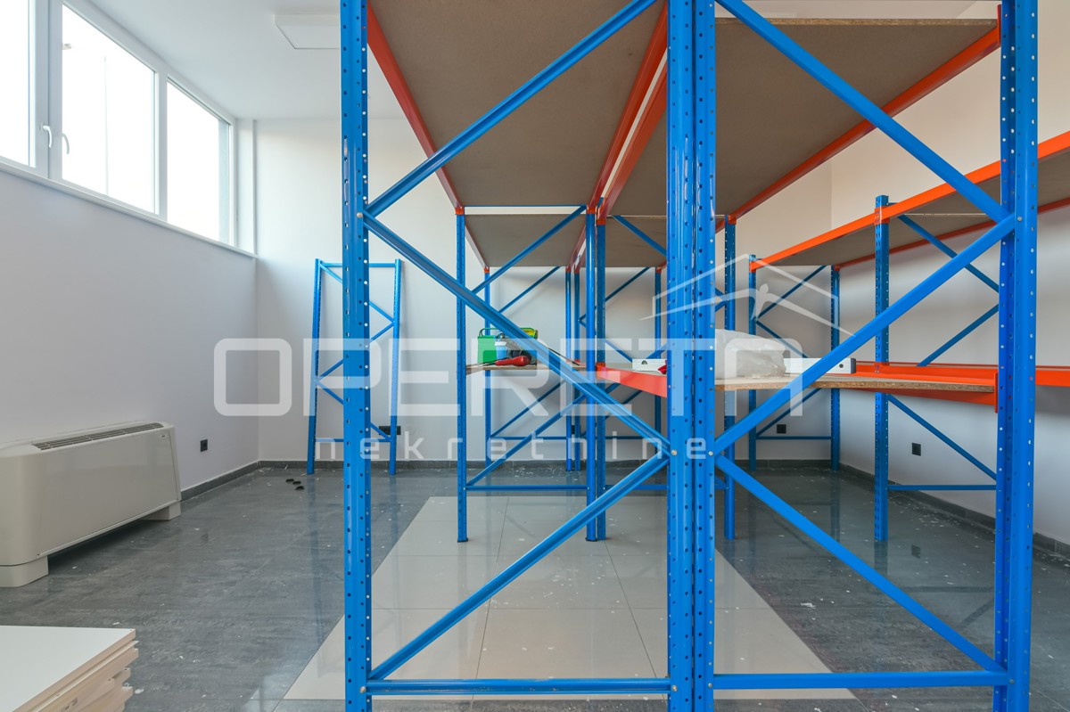 Prodaja, Ulični lokal, Knežija, Zagrebačka avenija, 341m2